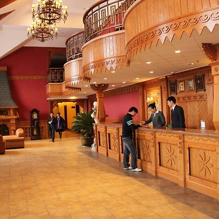 Harbin Volga Manor Hotel Exterior foto